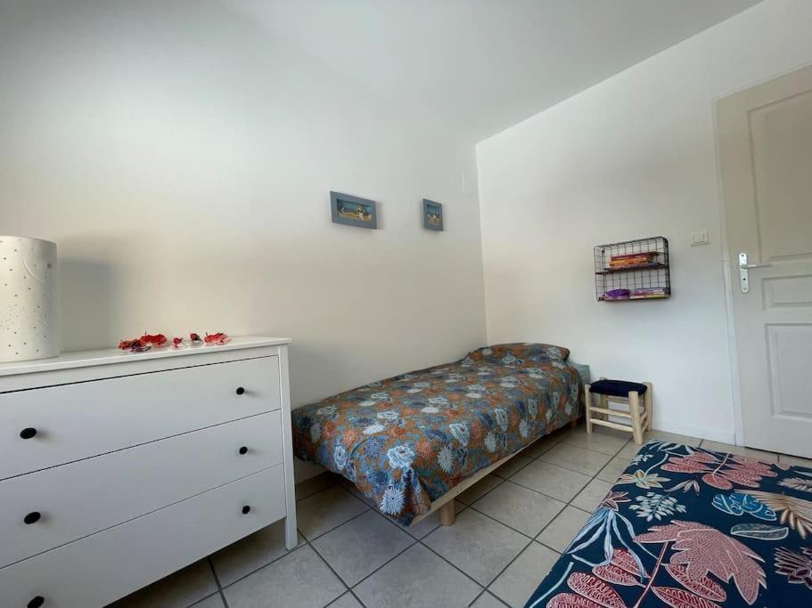 Charentaise 6-8 Personnes Avec Piscine Villa Tonnay-Charente Ngoại thất bức ảnh
