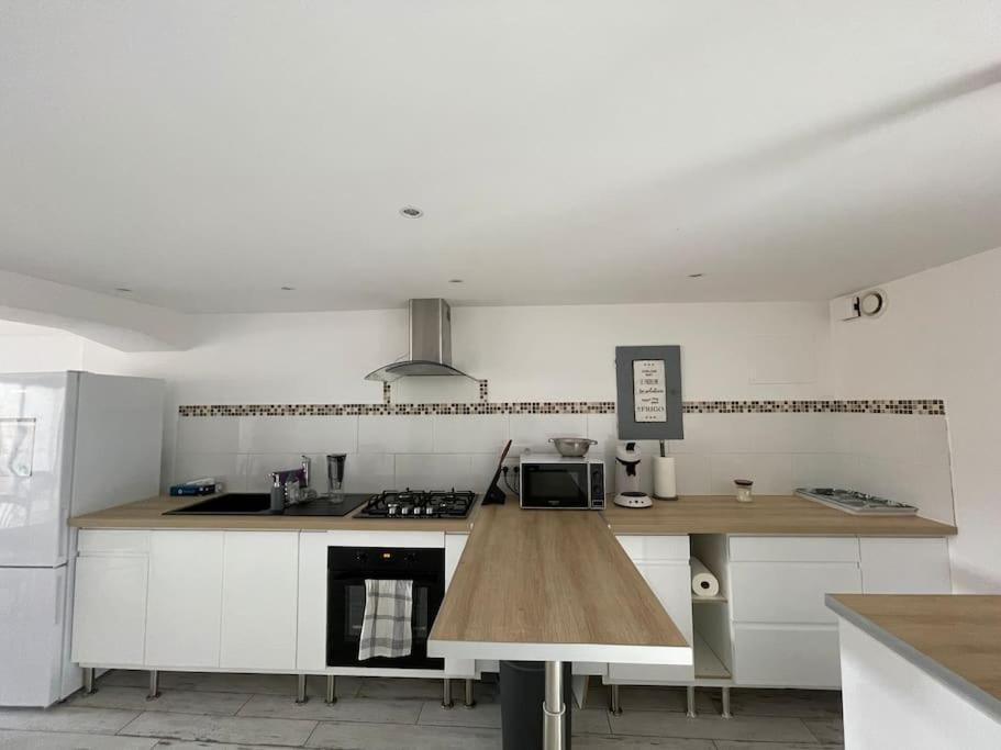 Charentaise 6-8 Personnes Avec Piscine Villa Tonnay-Charente Ngoại thất bức ảnh
